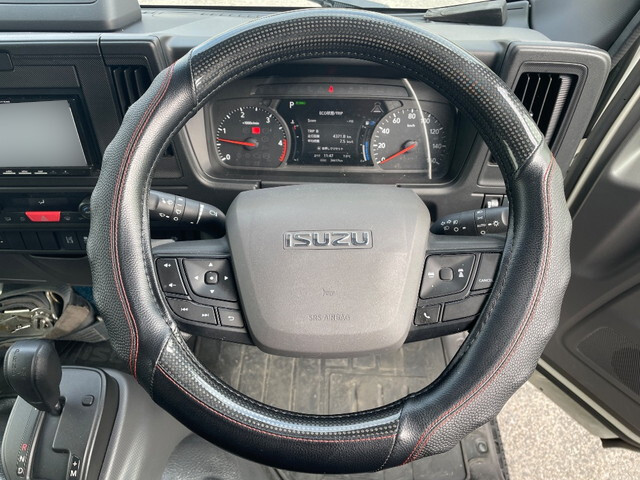 いすゞエルフカーテン車小型（2t・3t）[写真28]