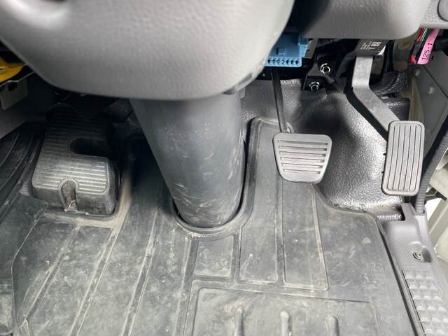 いすゞエルフカーテン車小型（2t・3t）[写真30]