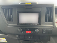 いすゞエルフカーテン車小型（2t・3t）[写真33]