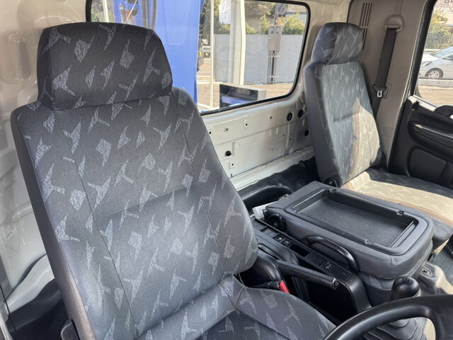 日野レンジャークレーン4段中型（4t）[写真18]