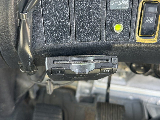 日野レンジャークレーン4段中型（4t）[写真23]