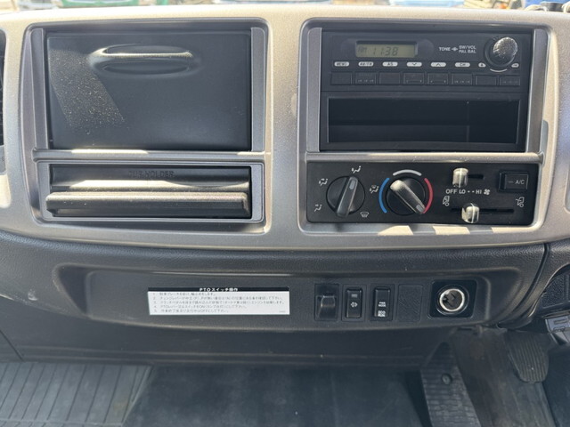 日野レンジャークレーン4段中型（4t）[写真24]