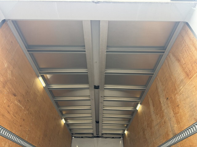 日野レンジャーアルミウイング中型（4t）[写真15]