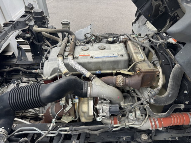 日野レンジャーアルミウイング中型（4t）[写真21]