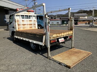 三菱ふそうキャンター平ボディ小型（2t・3t）[写真19]