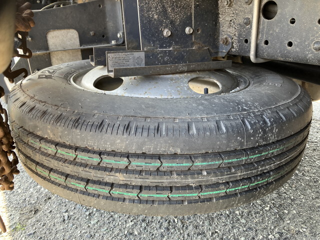 三菱ふそうキャンター平ボディ小型（2t・3t）[写真22]