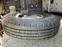 三菱ふそうキャンター平ボディ小型（2t・3t）[写真23]