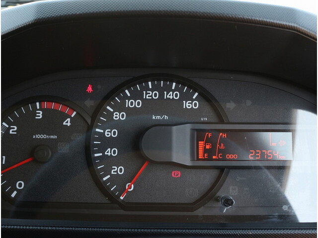 トヨタトヨエース平ボディ小型（2t・3t）[写真16]