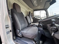 いすゞエルフ冷凍車（冷蔵車）小型（2t・3t）[写真32]