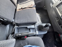 いすゞエルフ冷凍車（冷蔵車）小型（2t・3t）[写真37]