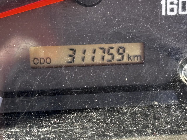 いすゞエルフ冷凍車（冷蔵車）小型（2t・3t）[写真37]