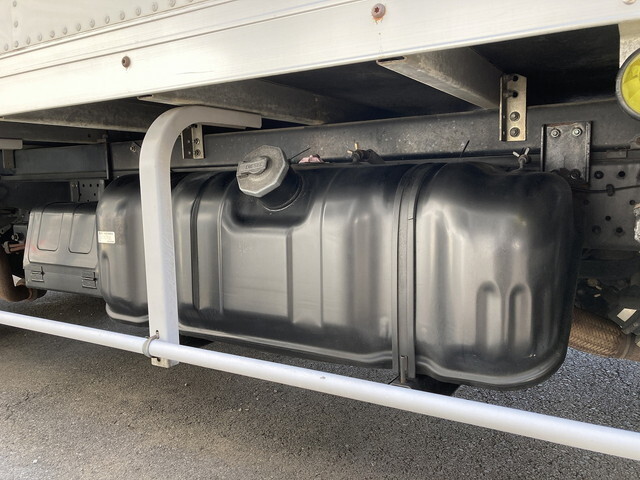 いすゞエルフパネルバン小型（2t・3t）[写真12]