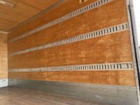 いすゞエルフパネルバン小型（2t・3t）[写真23]