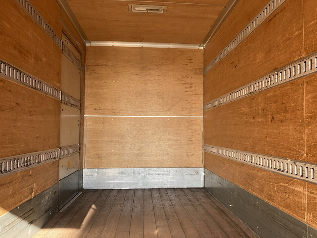 いすゞエルフパネルバン小型（2t・3t）[写真25]