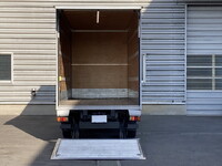 いすゞエルフパネルバン小型（2t・3t）[写真06]