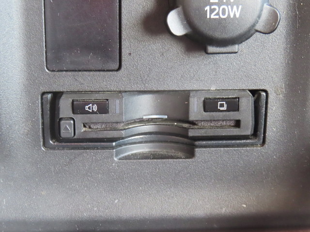 日野プロフィアアルミウイング大型（10t）[写真25]