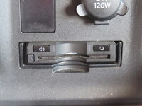 日野プロフィアアルミウイング大型（10t）[写真26]