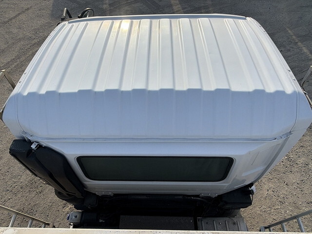 UDトラックスクオン深ダンプ（土砂禁ダンプ）大型（10t）[写真34]