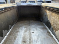 UDトラックスクオン深ダンプ（土砂禁ダンプ）大型（10t）[写真39]