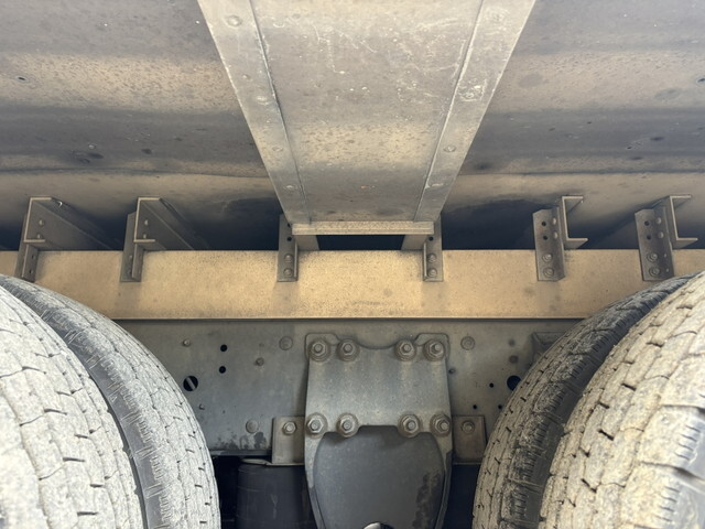 日野プロフィア冷凍車（冷蔵車）大型（10t）[写真13]