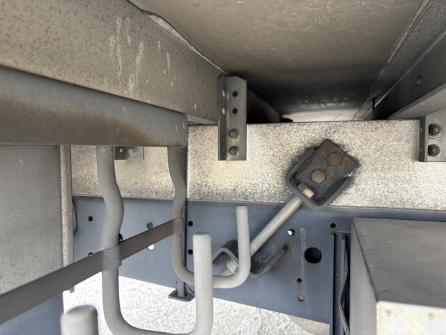 日野プロフィア冷凍車（冷蔵車）大型（10t）[写真17]