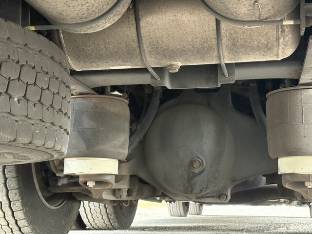 日野プロフィア冷凍車（冷蔵車）大型（10t）[写真20]