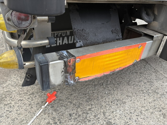 日野プロフィア冷凍車（冷蔵車）大型（10t）[写真36]