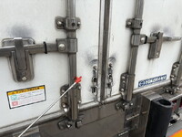 日野プロフィア冷凍車（冷蔵車）大型（10t）[写真38]