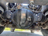 UDトラックスクオントレーラーヘッド（トラクターヘッド）大型（10t）[写真32]