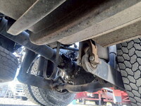 UDトラックスクオントレーラーヘッド（トラクターヘッド）大型（10t）[写真38]