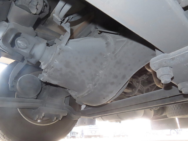 三菱ふそうスーパーグレート冷凍車（冷蔵車）大型（10t）[写真10]