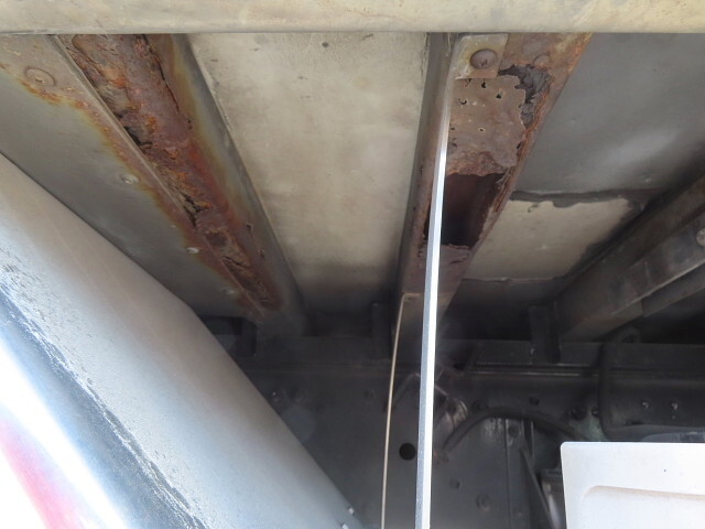 三菱ふそうスーパーグレート冷凍車（冷蔵車）大型（10t）[写真15]