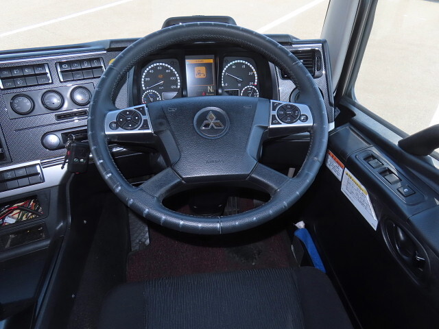 三菱ふそうスーパーグレート冷凍車（冷蔵車）大型（10t）[写真23]