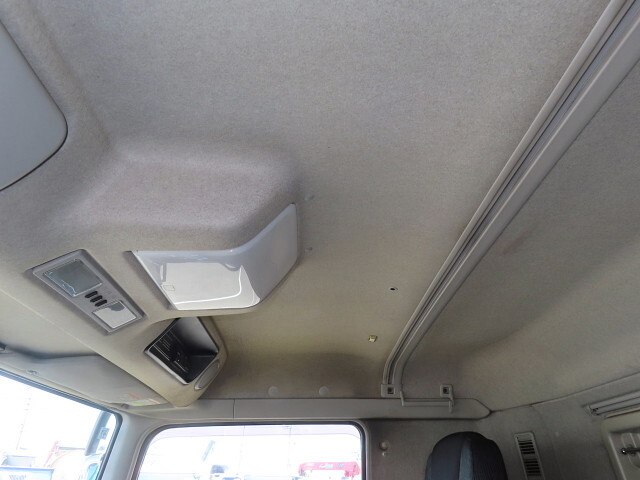 三菱ふそうスーパーグレート冷凍車（冷蔵車）大型（10t）[写真24]