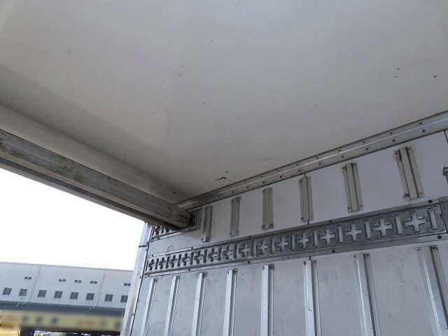 三菱ふそうスーパーグレート冷凍車（冷蔵車）大型（10t）[写真33]