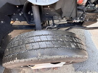 三菱ふそうキャンター平ボディ小型（2t・3t）[写真19]