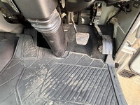 三菱ふそうキャンター平ボディ小型（2t・3t）[写真32]