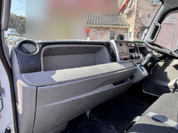 三菱ふそうキャンター平ボディ小型（2t・3t）[写真39]