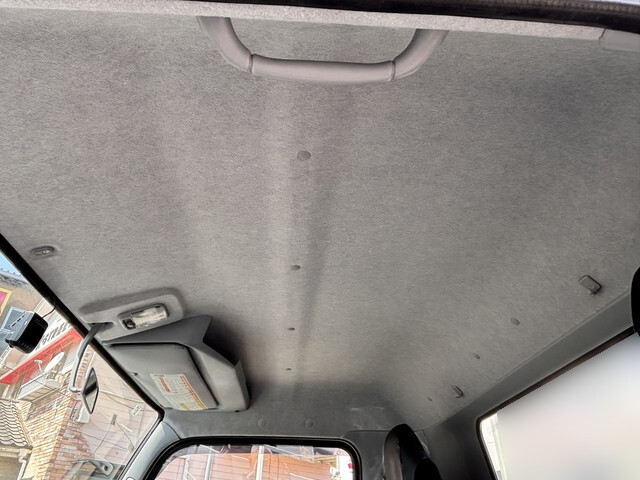 三菱ふそうキャンター平ボディ小型（2t・3t）[写真40]