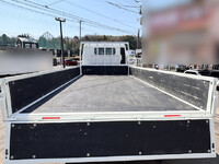 三菱ふそうキャンター平ボディ小型（2t・3t）[写真10]