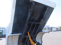 いすゞエルフパッカー車（塵芥車）小型（2t・3t）[写真34]