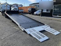 いすゞエルフセーフティローダー小型（2t・3t）[写真12]