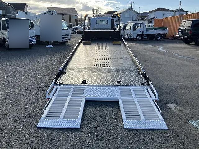 いすゞエルフセーフティローダー小型（2t・3t）[写真12]