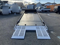 いすゞエルフセーフティローダー小型（2t・3t）[写真13]