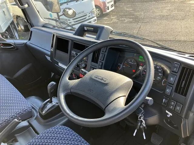 いすゞエルフセーフティローダー小型（2t・3t）[写真29]