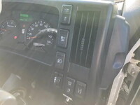 いすゞエルフセーフティローダー小型（2t・3t）[写真31]