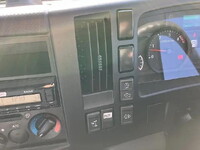 いすゞエルフセーフティローダー小型（2t・3t）[写真33]