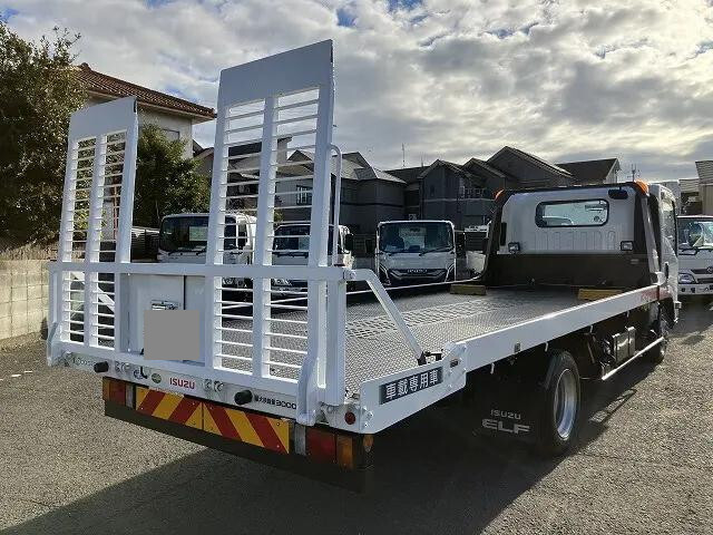 いすゞエルフセーフティローダー小型（2t・3t）[写真04]