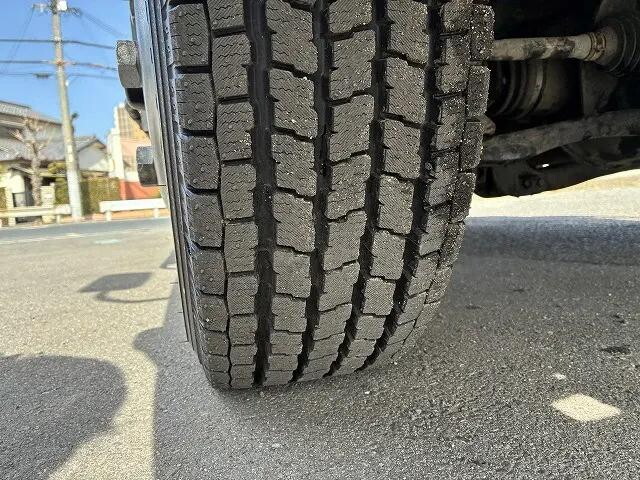 いすゞエルフアルミバン小型（2t・3t）[写真19]