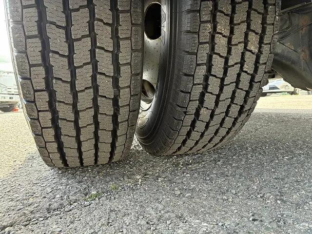 いすゞエルフアルミバン小型（2t・3t）[写真23]